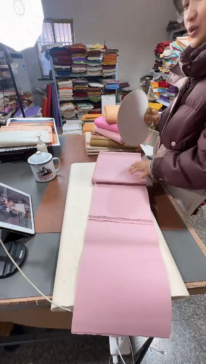 24*180藕粉色麻纸真金25张