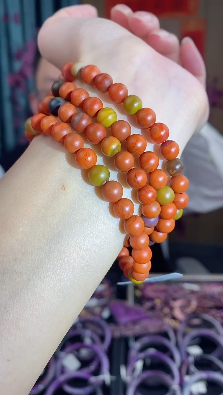 【闪购商品】南红玛瑙手串未镶嵌885多样性发其一