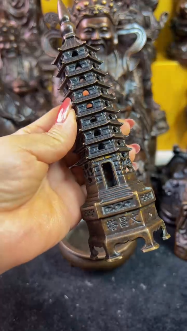 【闪购商品】1案台摆件 物品摆件