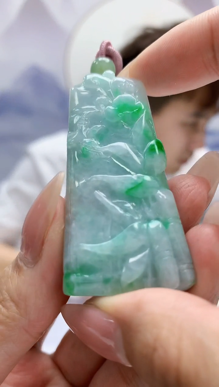 【闪购商品】定制翡翠未镶嵌4868MM-毛货挂件101