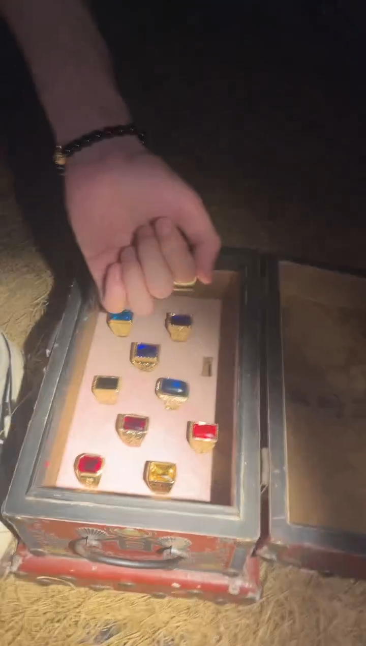 【闪购商品】【闪购商品】戒指一个