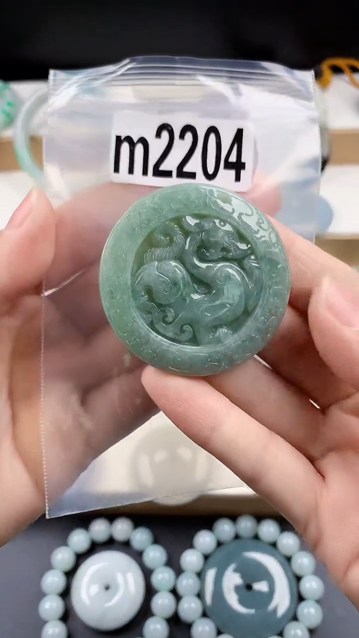 颈饰未镶嵌翡翠颈饰未镶嵌缅甸天然翡翠吊坠