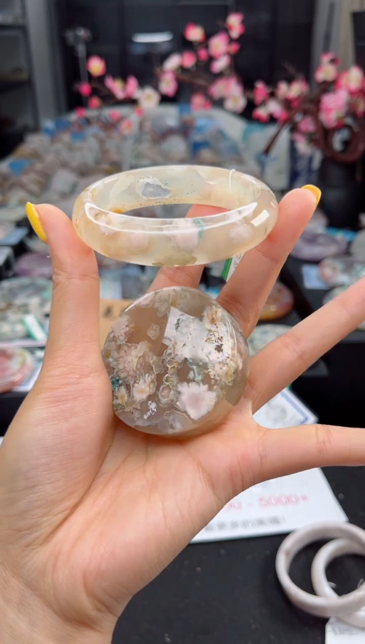 石英质玉未镶嵌手镯54圈口（赠送镯心）6658159