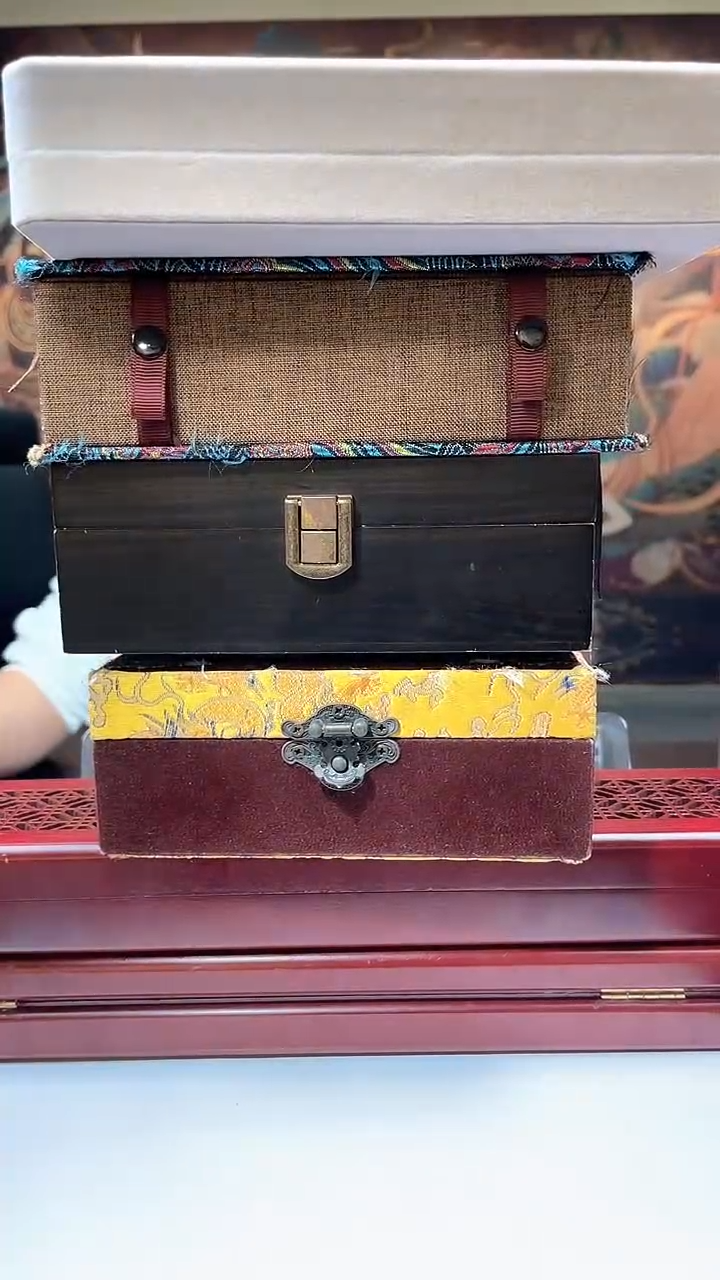 颈饰未镶嵌翡翠多样性发其一