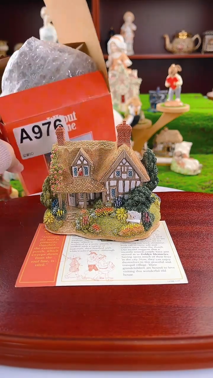 【闪购商品】紫砂茶宠Lilliput中古小房子976