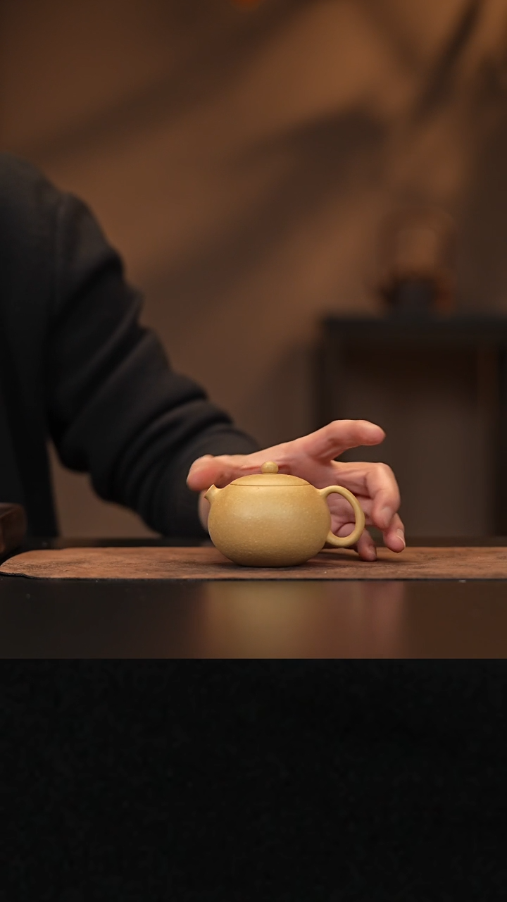 【闪购商品】紫砂茶壶允禾斋 梨皮 西施