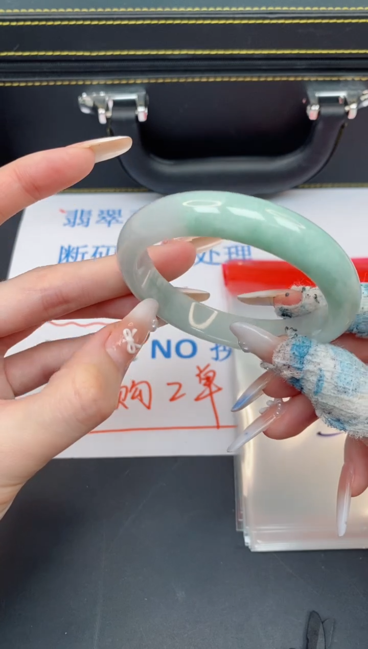 未镶嵌手镯翡翠有瑕疵NO退换-109
