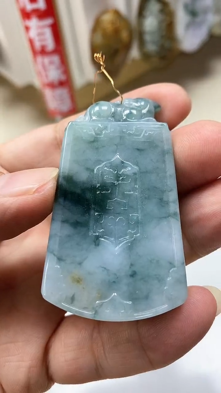 未镶嵌定制翡翠?**?翡翠A货2025/11/07