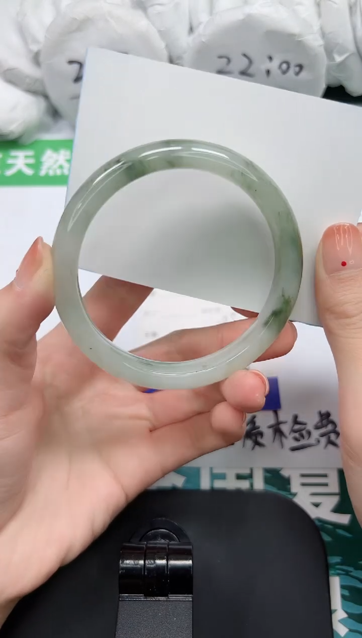 【闪购商品】石英质玉手镯未镶嵌K146-62