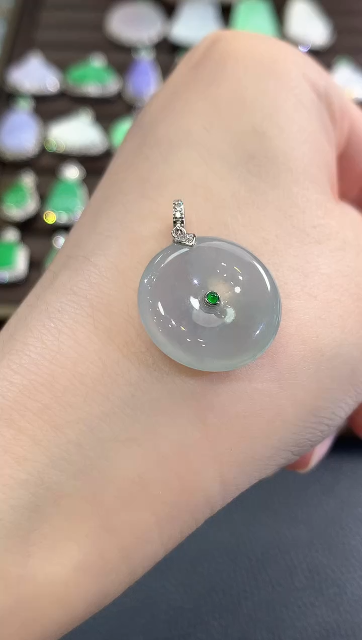 吊坠(不含链)18K金镶嵌翡翠b30 