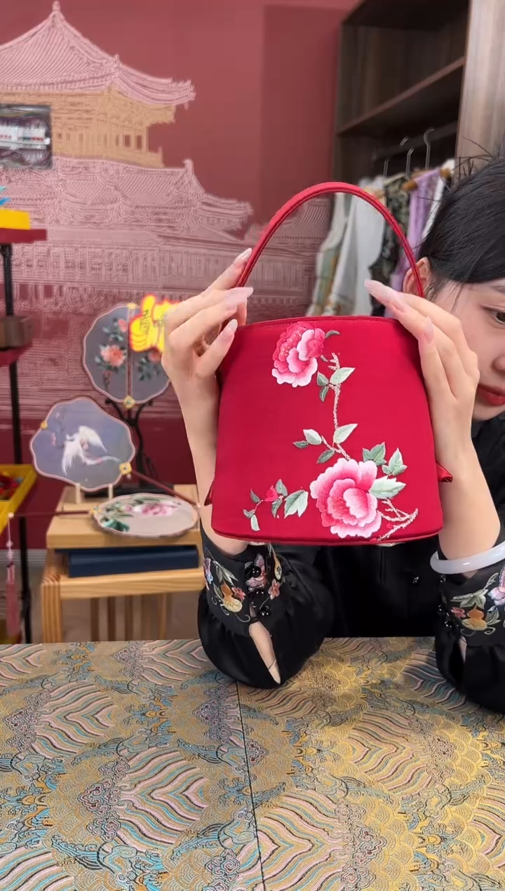 【闪购商品】刺绣非遗  手工西阵织包包