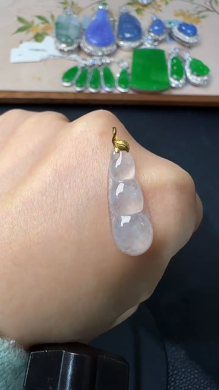 【闪购商品】翡翠吊坠(不含链)18K金镶嵌2