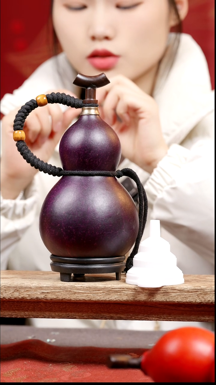 776号纯手工制作天然大漆真葫芦【不包全品介意慎拍】