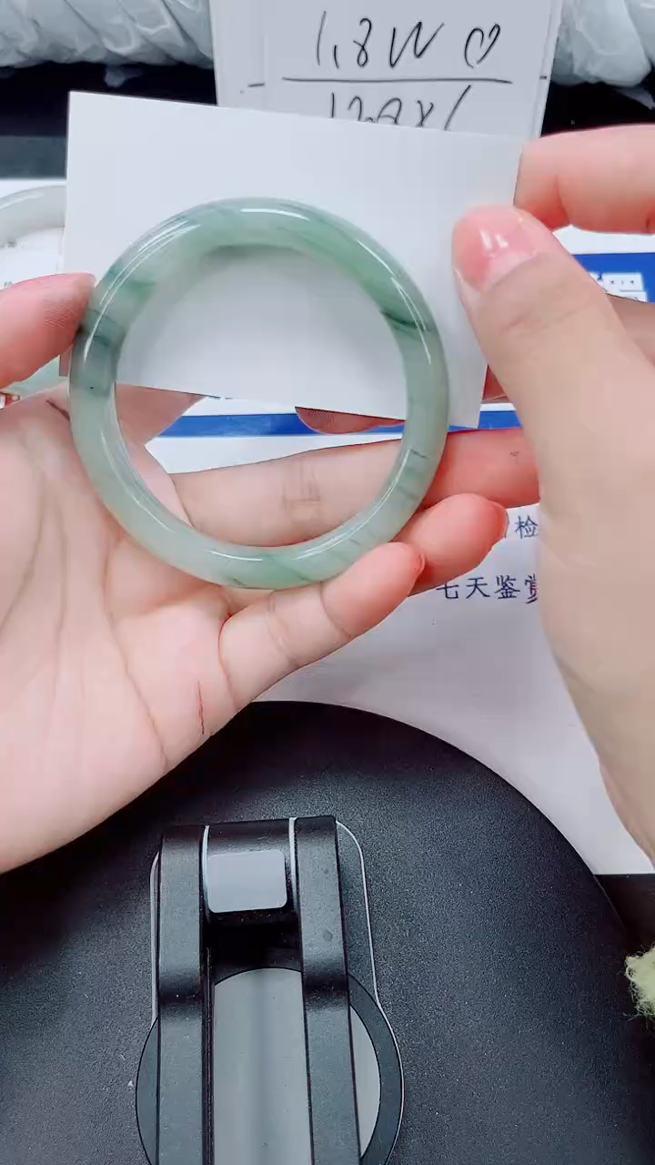 未镶嵌手镯石英质玉168-53/54