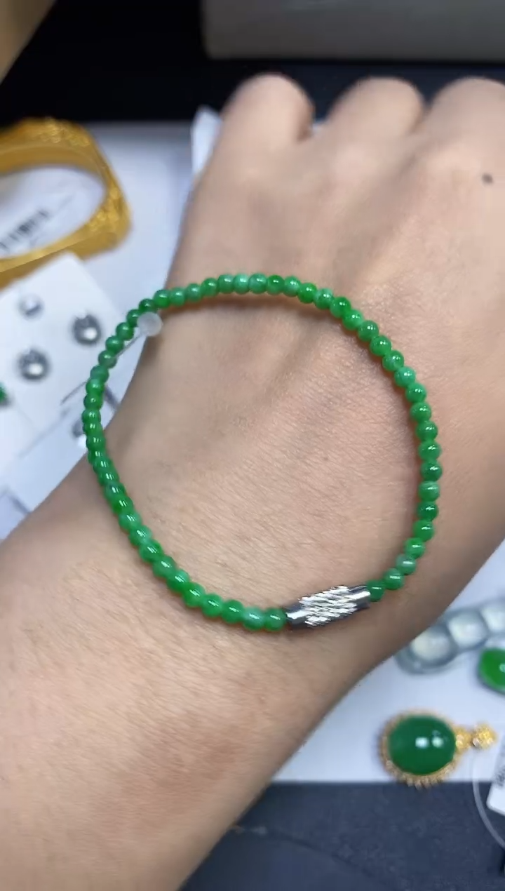 未镶嵌手链翡翠萱**?未镶嵌 手链 翡翠