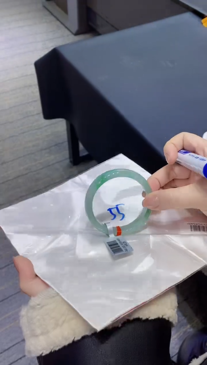 【闪购商品】翡翠手镯未镶嵌111111111111