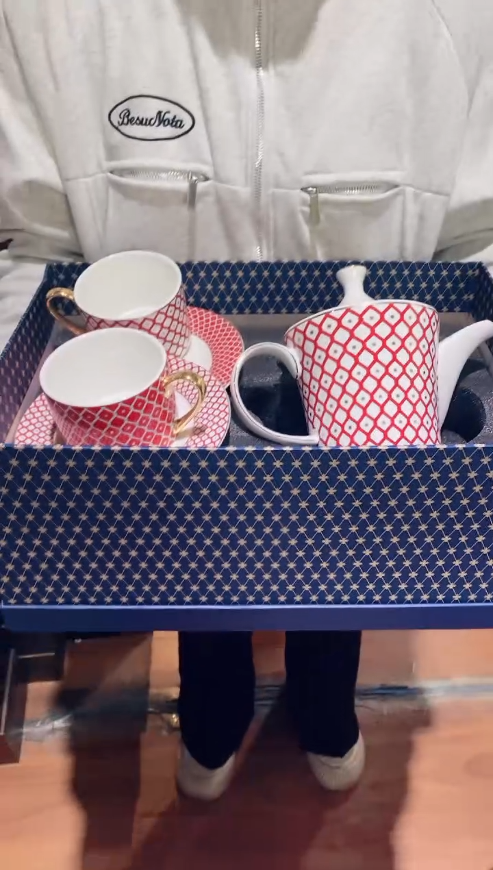 【闪购商品】杯鸿辉家品牌瓷器，京东包邮！