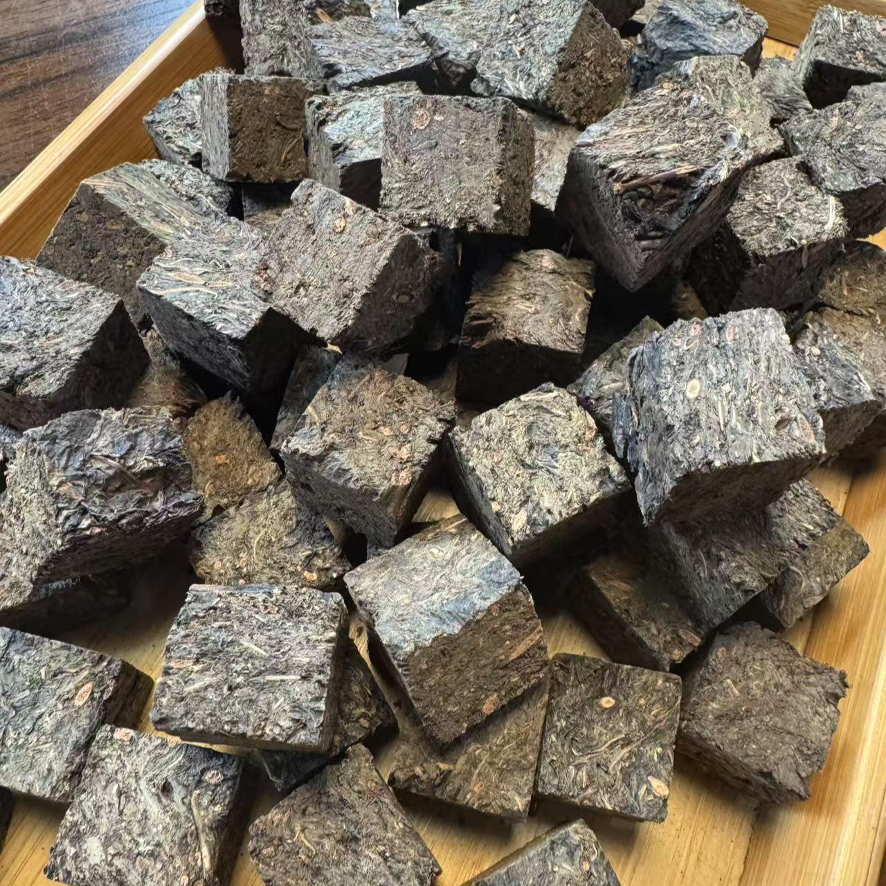 高家山黑茶湖南安化2016年五龙山粗枝大叶荒野老树千两坨500g