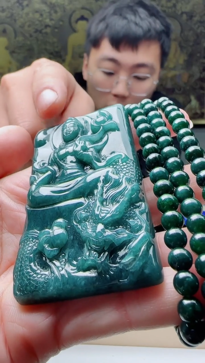 【闪购商品】翡翠颈饰未镶嵌1111111111