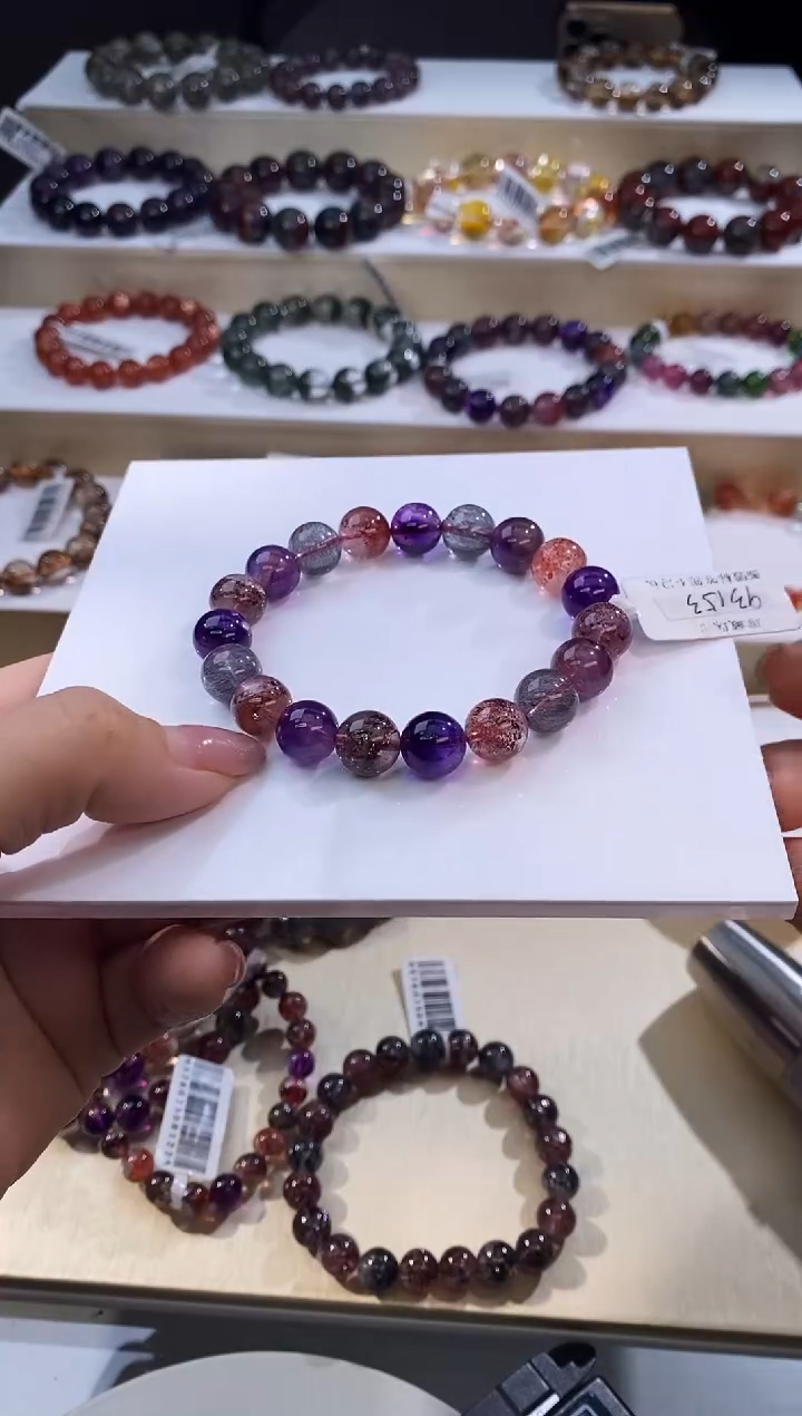 【闪购商品】水晶手链未镶嵌黑加仑超七10m+
