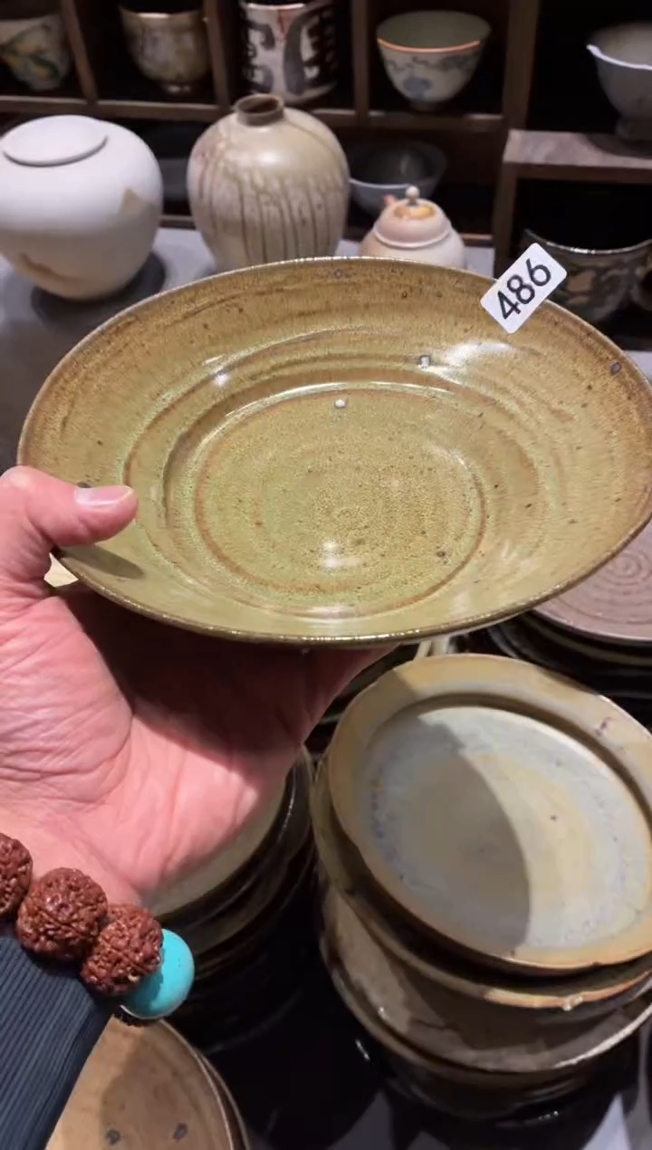 瓷片星**璨486棕色手工锅盘1个