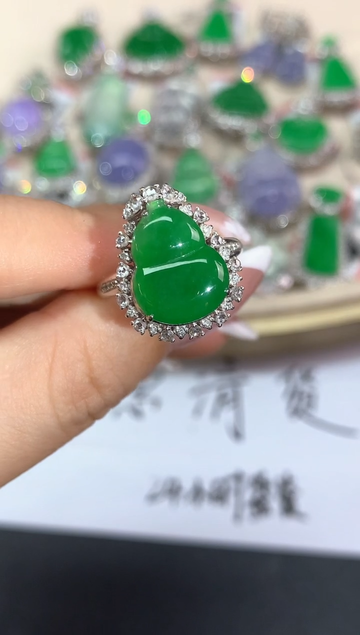 18K金镶嵌戒指翡翠戒指|13800