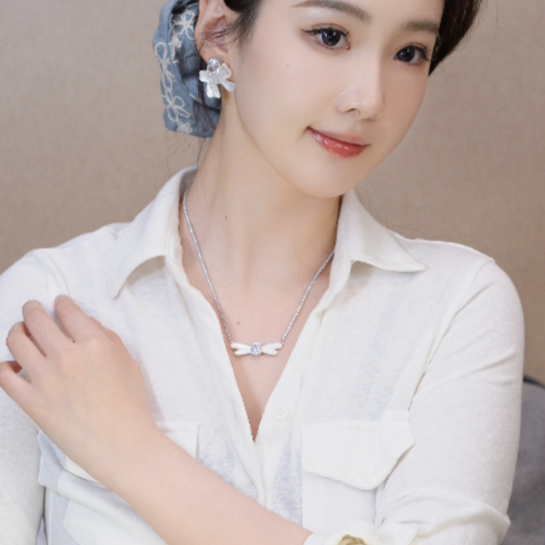 铜合金项链 镀K金 方糖蝴蝶结项链HTKX0069