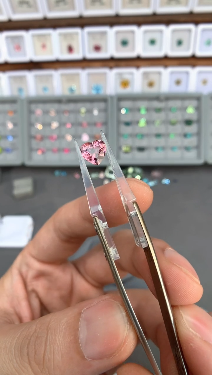 【闪购商品】定制碧玺裸石未镶嵌1.92ct