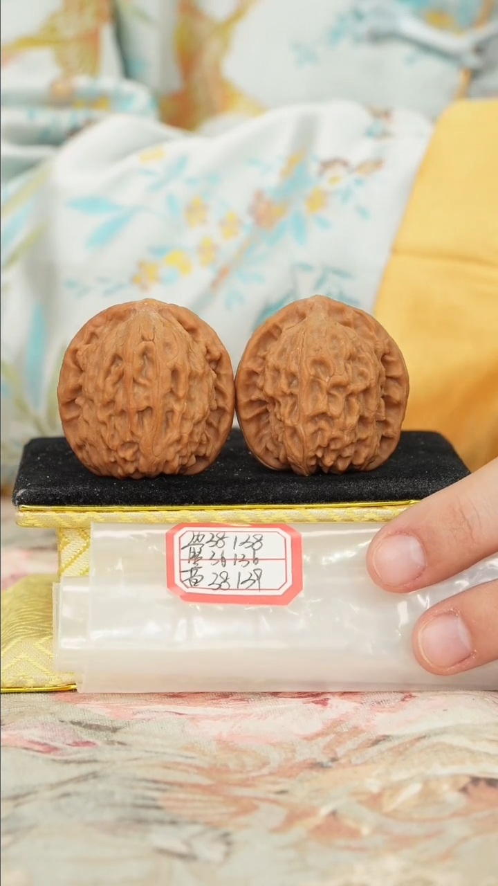 【闪购商品】文玩核桃把件非嫁接北京