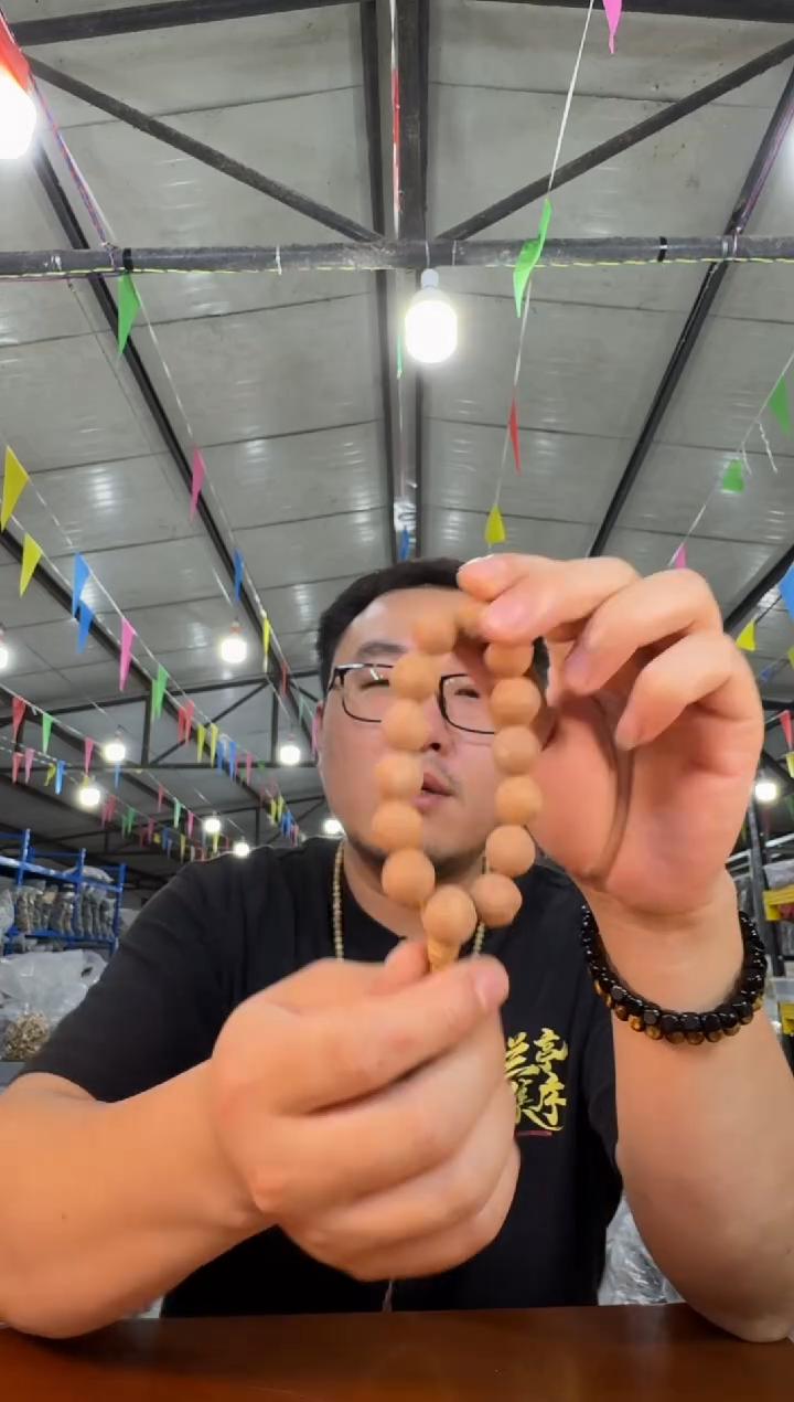 手串凤眼菩提A5实物为准