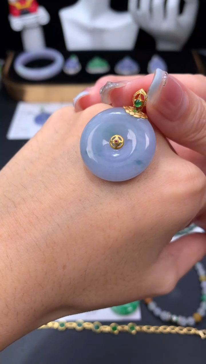 18K金镶嵌定制翡翠48小时鉴赏期 退货不扣服务费