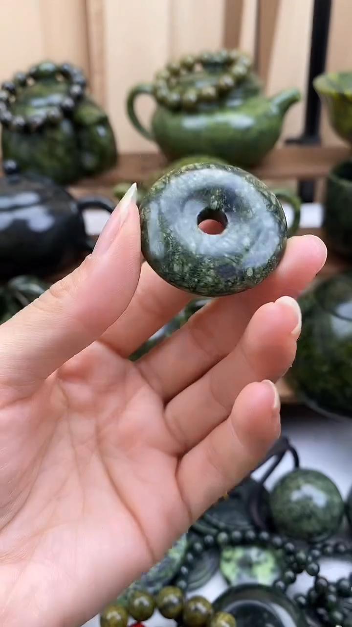 【闪购商品】蛇纹石玉平安扣蛇纹未镶嵌平安扣蛇纹
