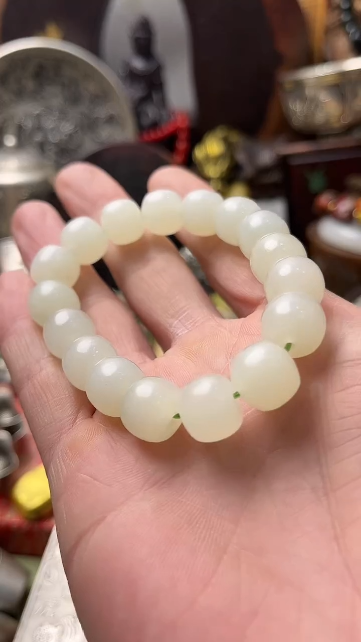 颈饰未镶嵌石英岩玉------主播推荐---------