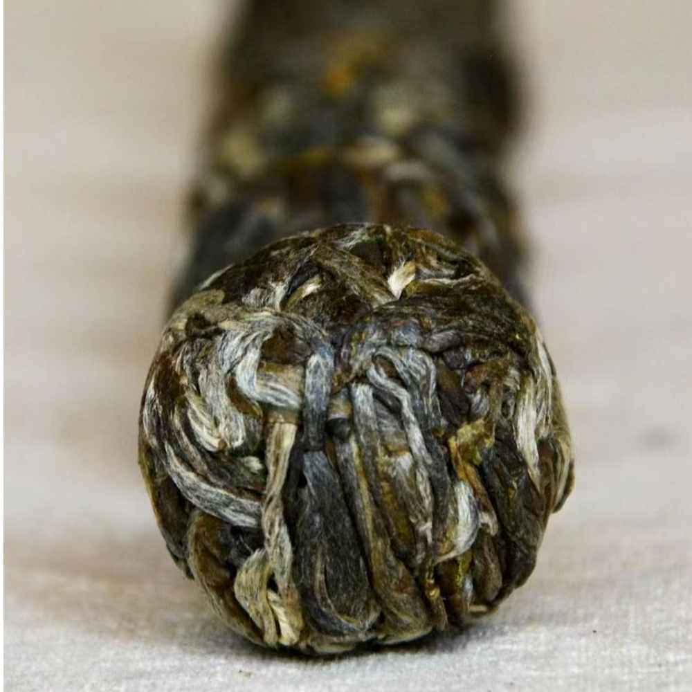 2021年小户赛龙珠普洱茶生茶云南临沧大叶种普洱茶方便携带