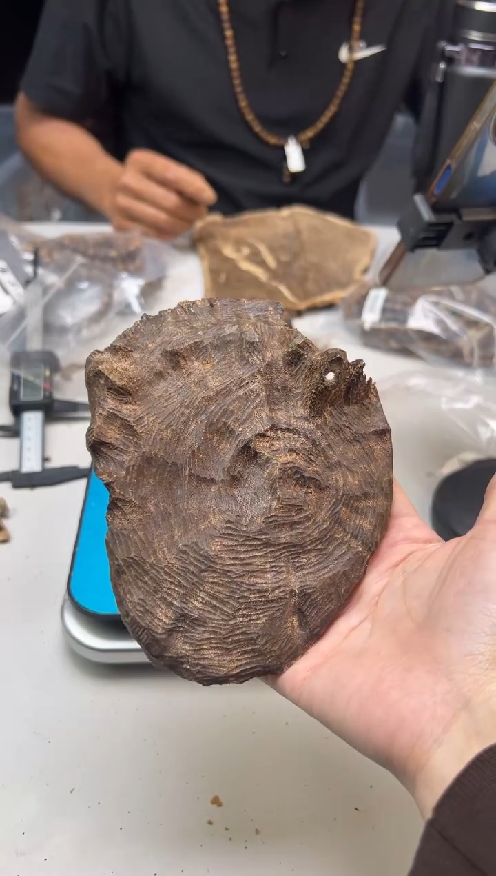 【闪购商品】沉香摆件沉香27克摆件多样性发一