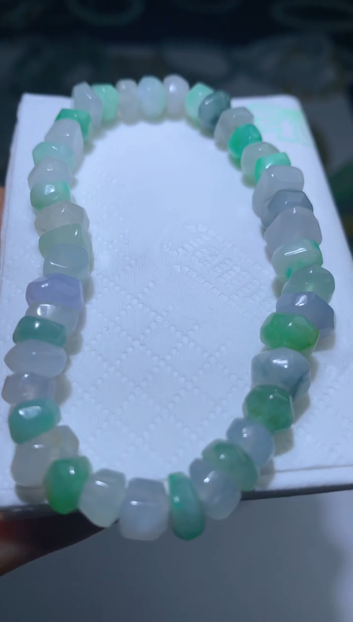 【闪购商品】定制翡翠未镶嵌毛货