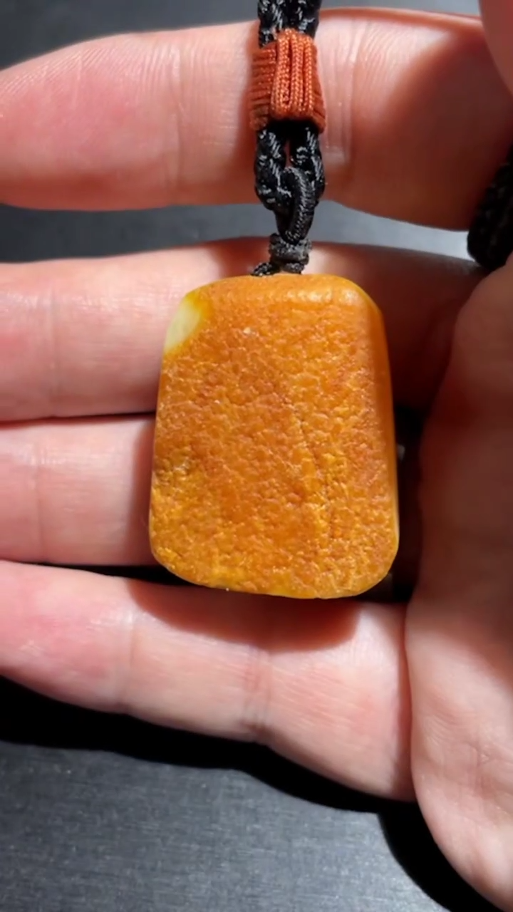 【闪购商品】蜜蜡裸石未镶嵌挂件22240711-56