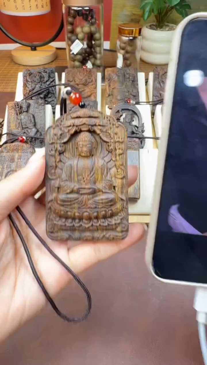 木木雕款   芽庄 十二生肖守护 羊猴 大日如来 8cm 送养香瓶