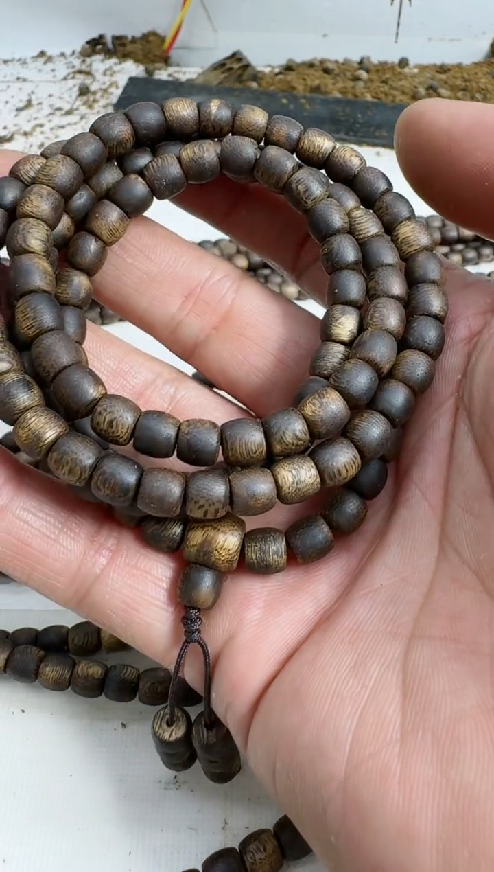 【闪购商品】沉香手串乌身0.66规格多圈鼓珠21克
