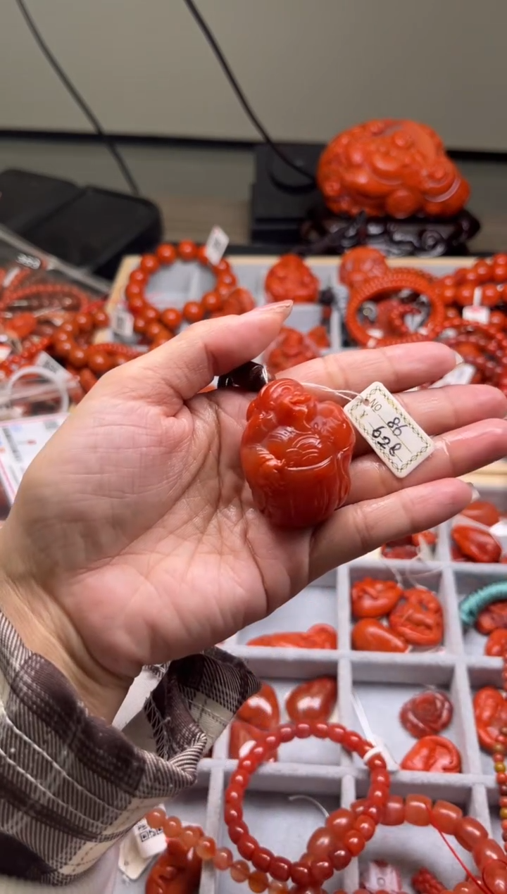 【闪购商品】南红玛瑙珠宝奇石未镶嵌86