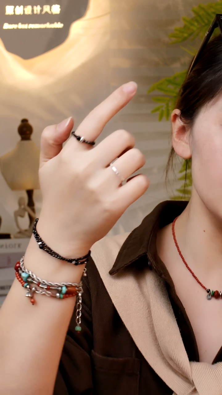 无925银黑尖晶纯银戒指