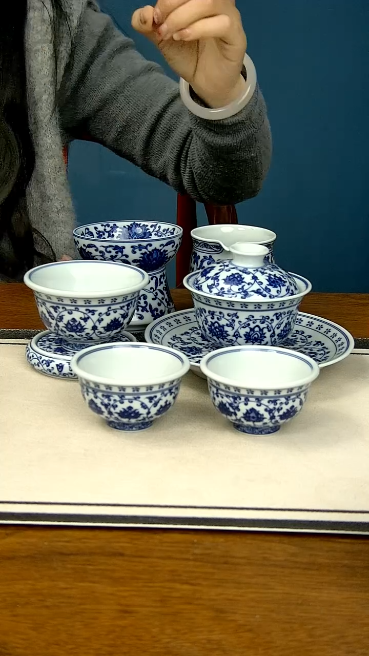 【闪购商品】青花鱼藻九件套------一大三小压