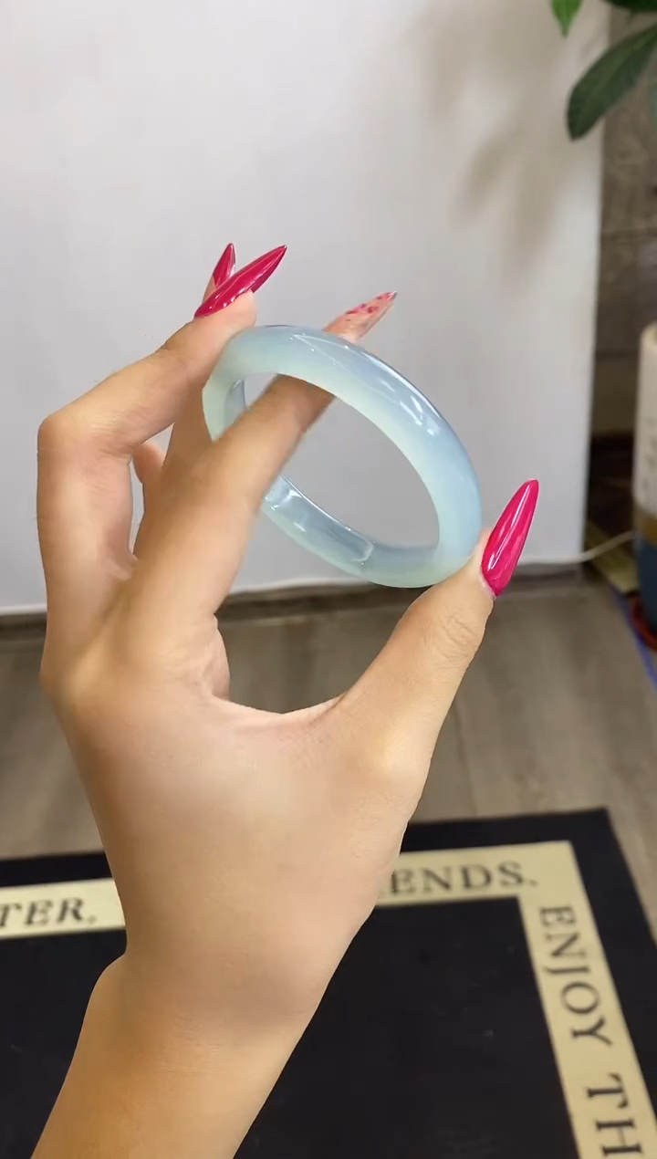 【闪购商品】玛瑙/玉髓手镯未镶嵌372