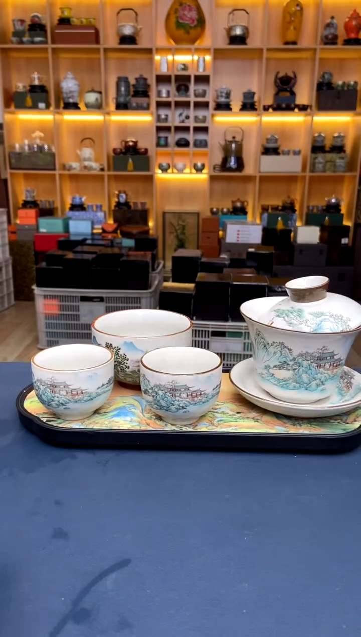 【闪购商品】撤柜高货，价格随便开@@ZH2437