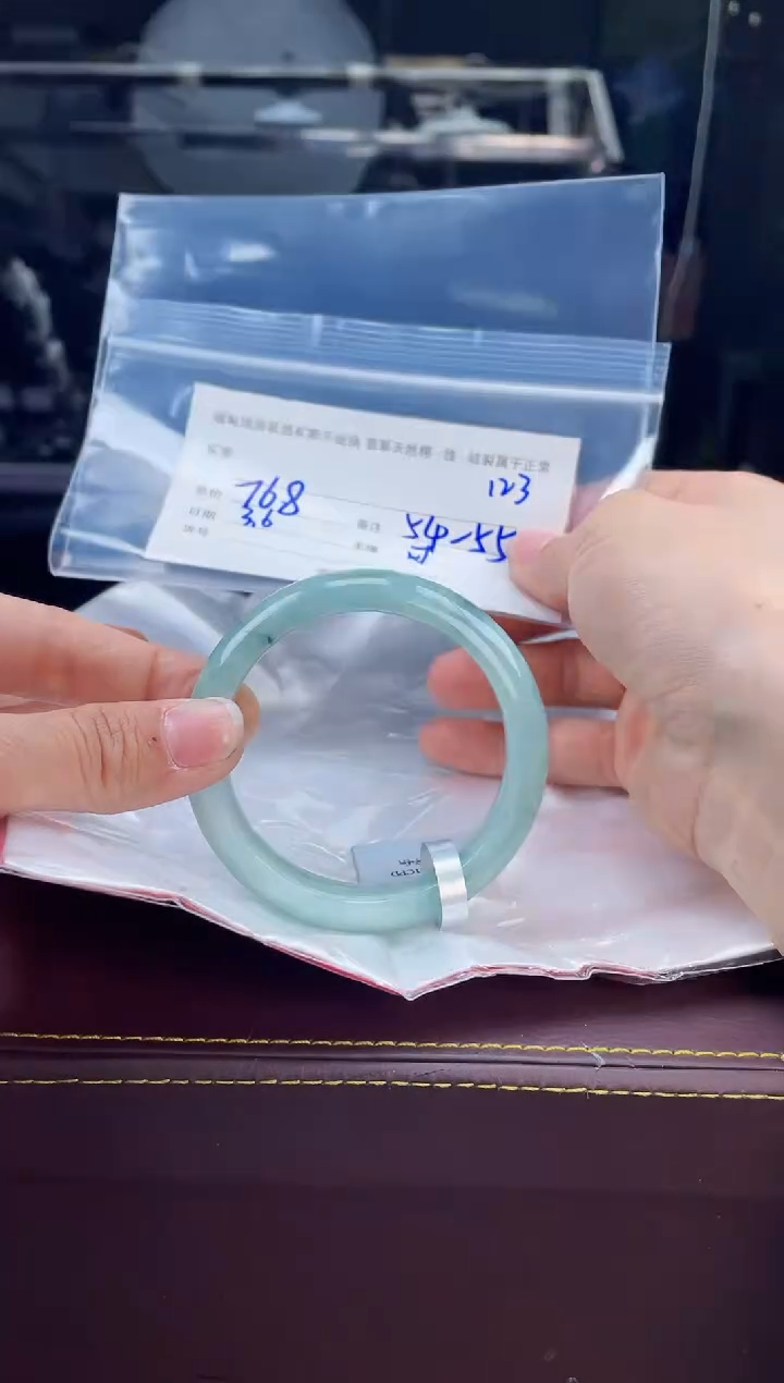 【闪购商品】定制翡翠手镯未镶嵌毛货手镯需精细抛光/55
