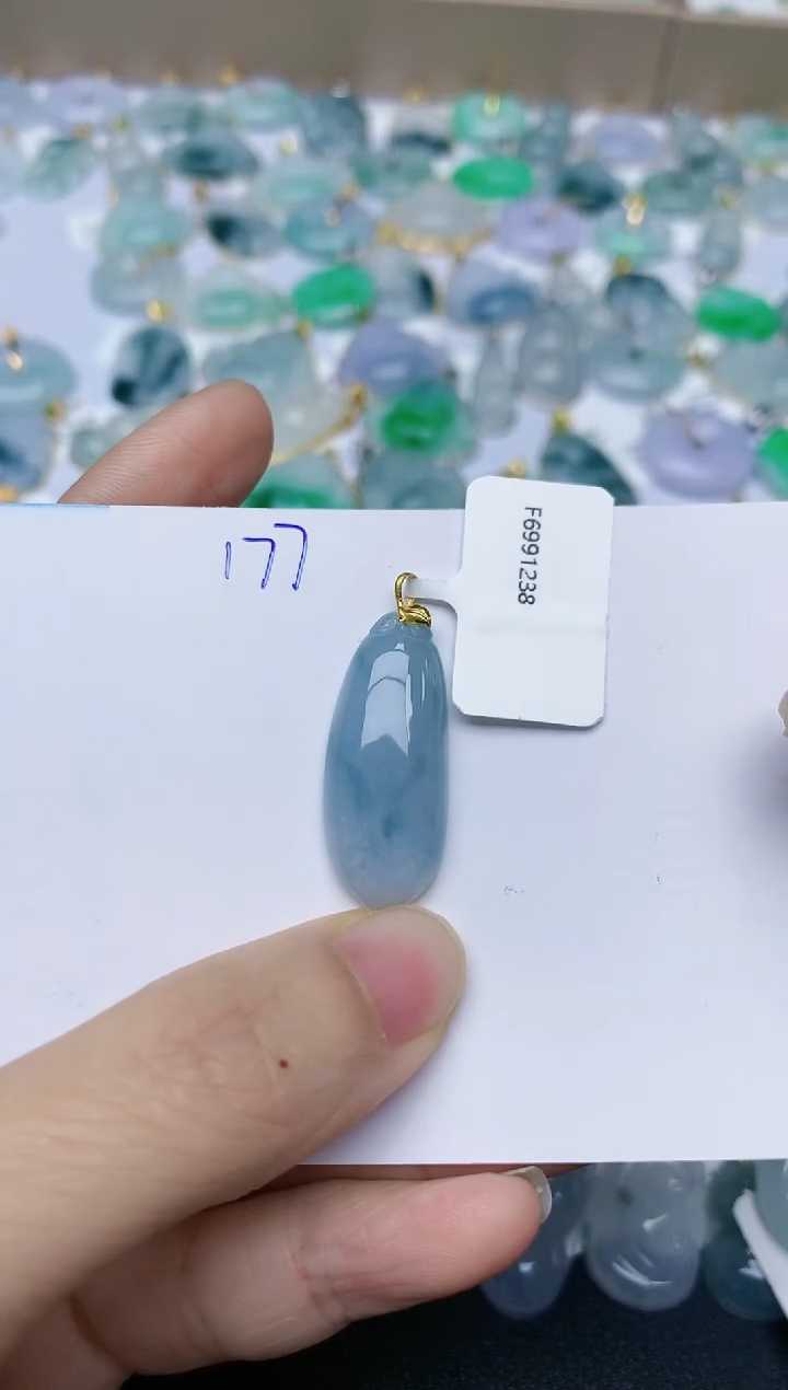 【闪购商品】翡翠颈饰18K金镶嵌天然翡翠A货    177