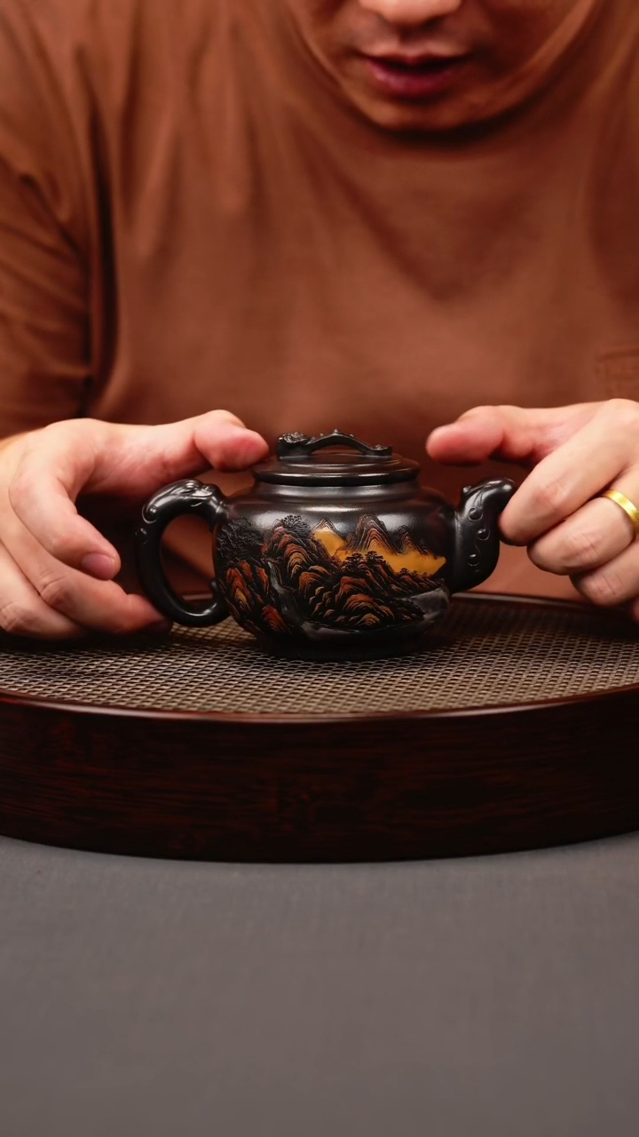 茶壶紫砂石黄 如意鼓壶 刻绘