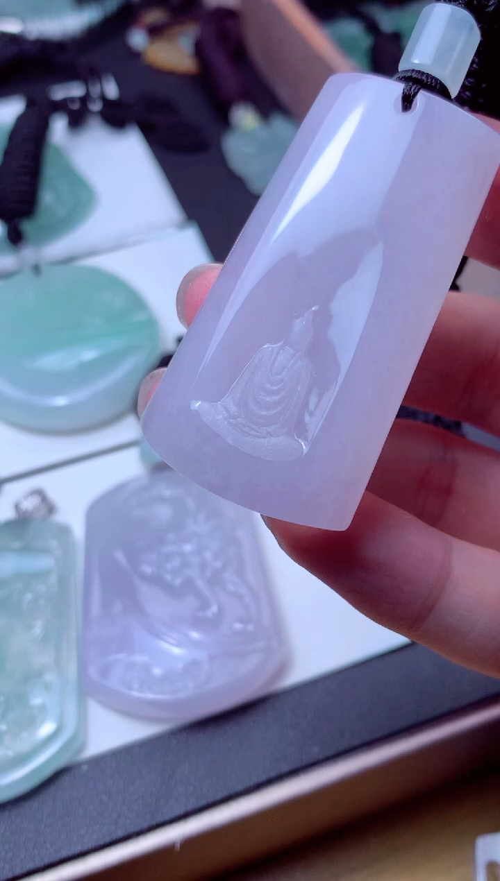 颈饰未镶嵌翡翠天然A货翡翠