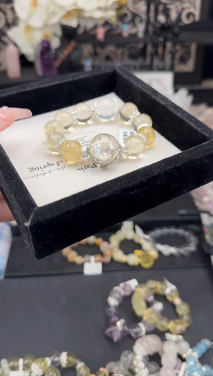 【闪购商品】水晶手链未镶嵌天然水晶 多样性发货