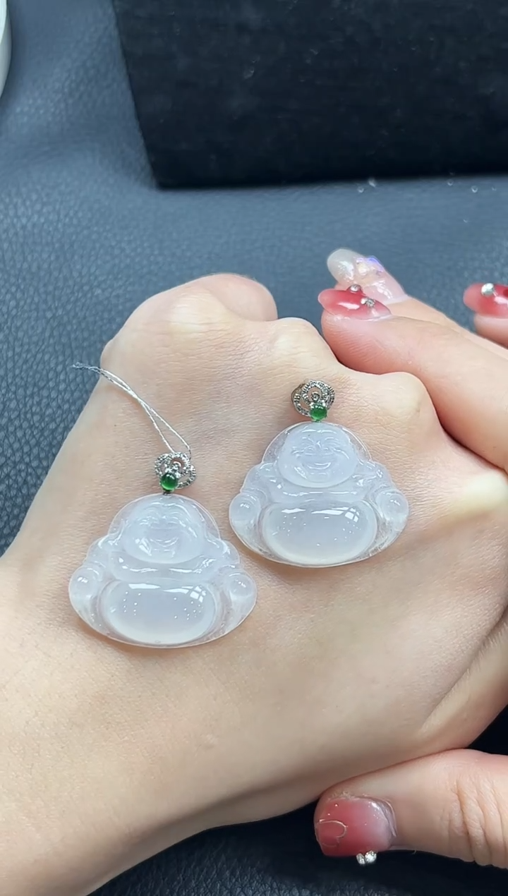 【闪购商品】翡翠颈饰18K金镶嵌佛公多样性发1件